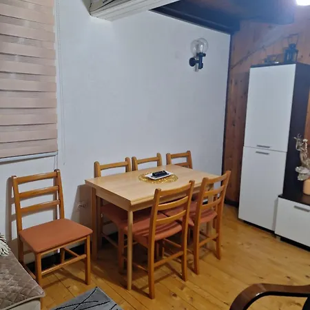 Holiday home Vikendica Savic Tkm